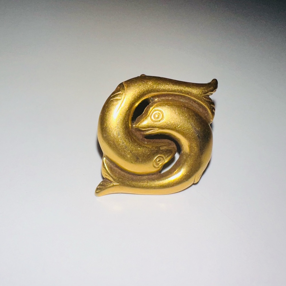 Vintage MMA (Metropolitan Museum of Art) Dolphin Fish Brooch Pendant